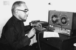 Oscar Rometro transmissões de rádio